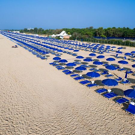 Villaggio Clio Bibione Exteriör bild