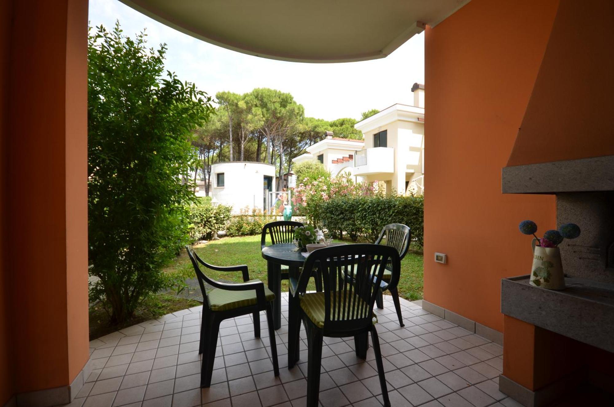 Villaggio Clio Bibione Exteriör bild