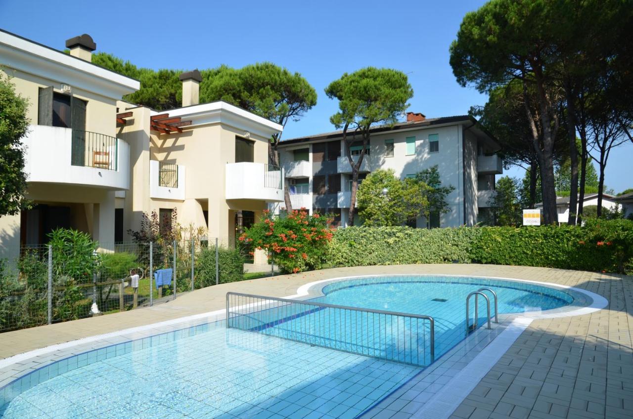 Villaggio Clio Bibione Exteriör bild