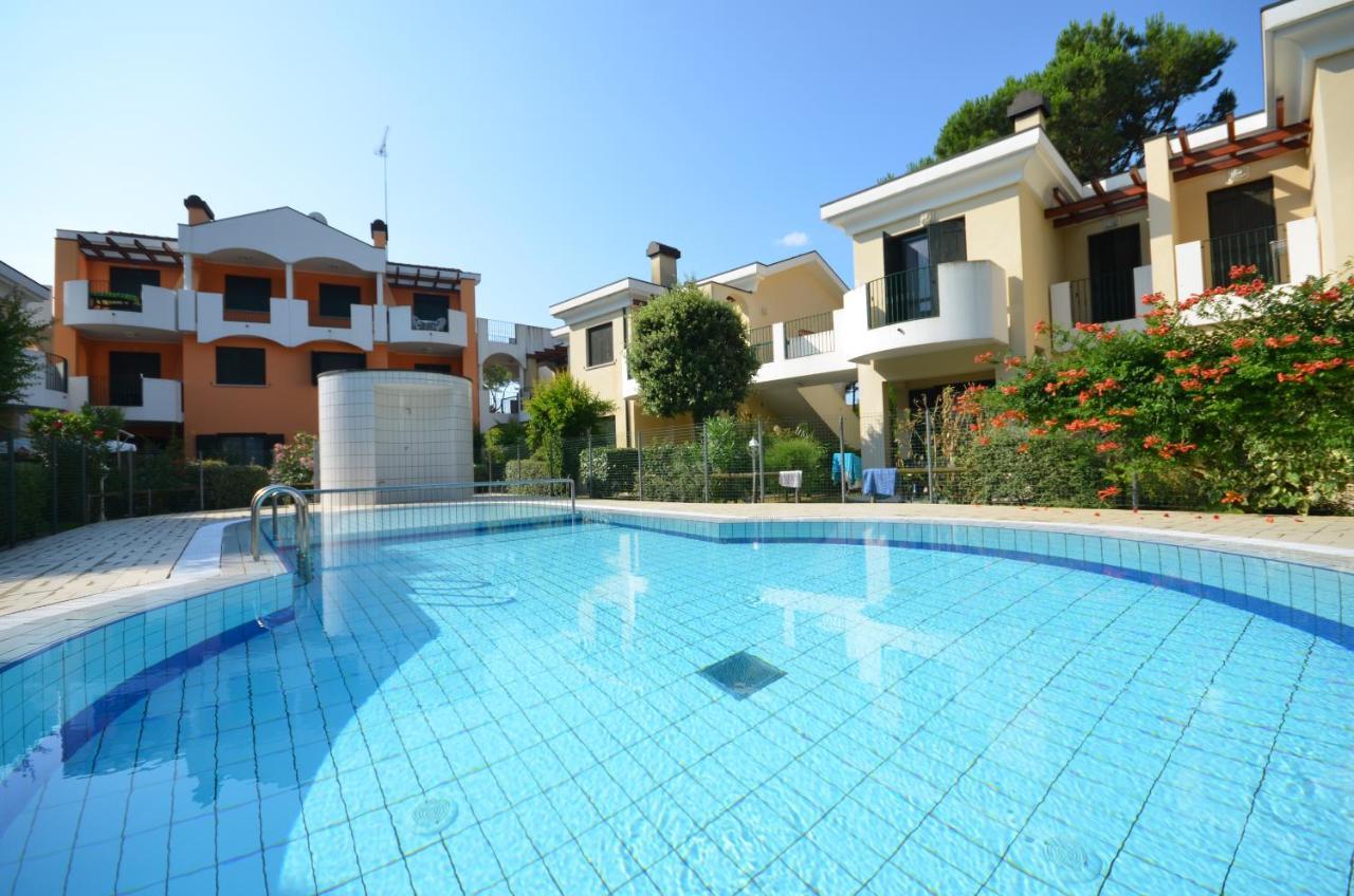 Villaggio Clio Bibione Exteriör bild